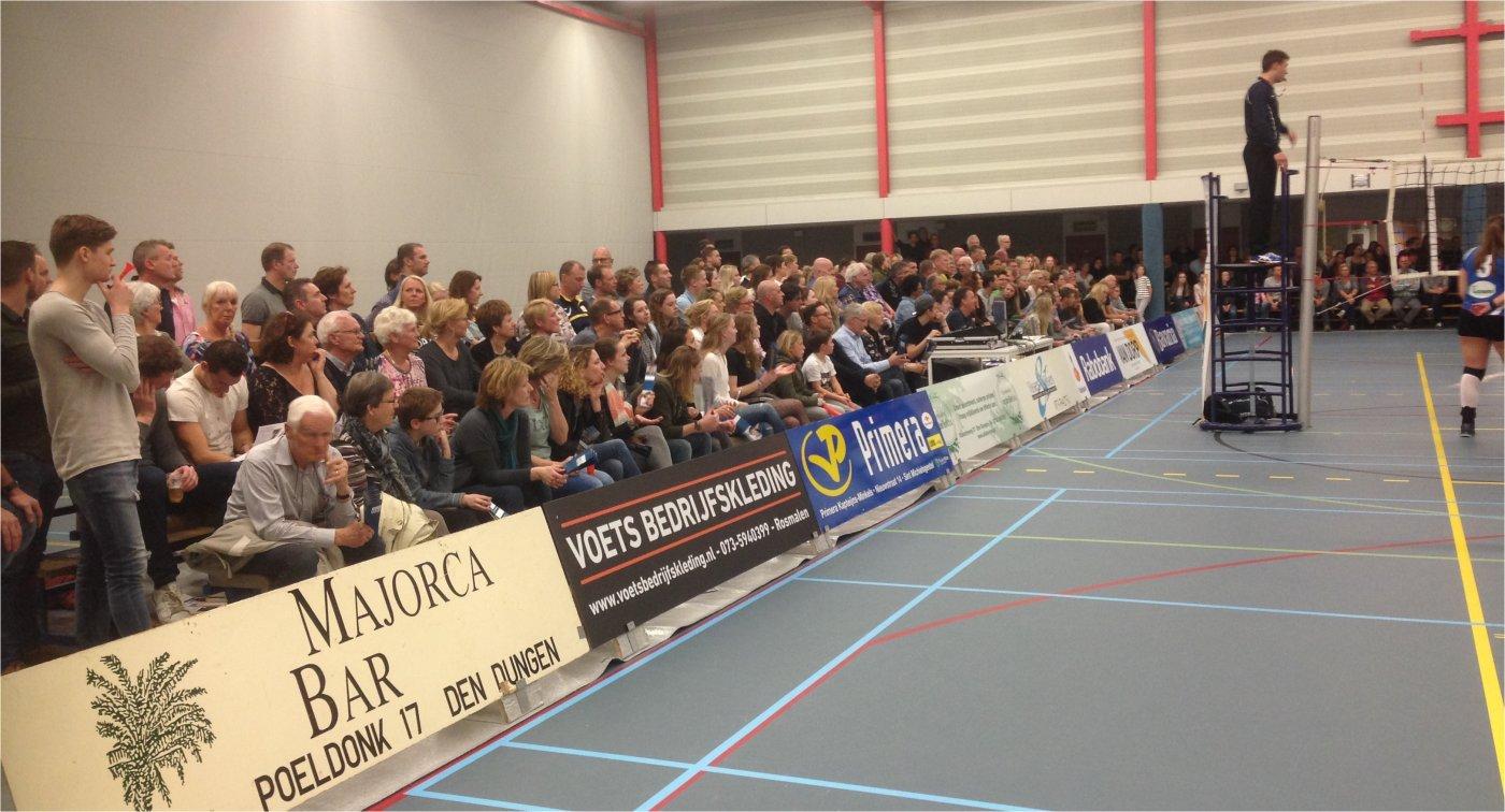 Dames1 Publiek