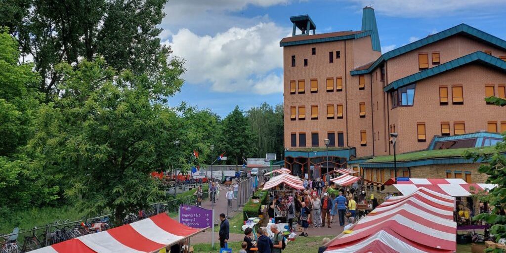 vlooienmarkt2